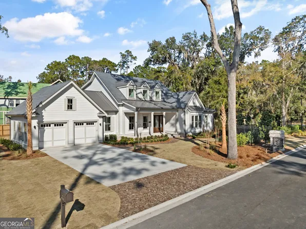 2 Fred Dr, Saint Simons Island, GA 31522