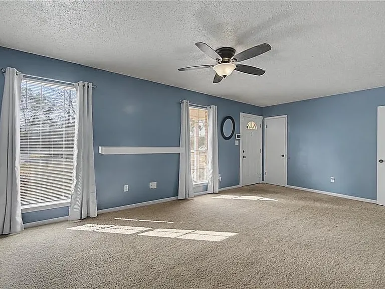 6258 Western Hills Ave — Photo 7