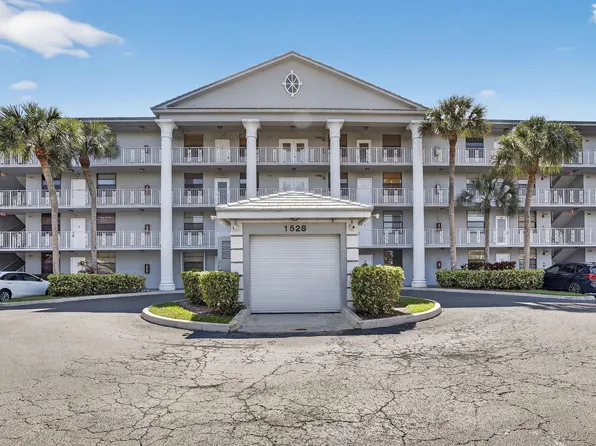 1528 Whitehall Drive #202, Davie, FL 33324