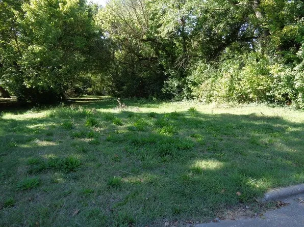 747 N Warren Avenue, Springfield, MO 65802