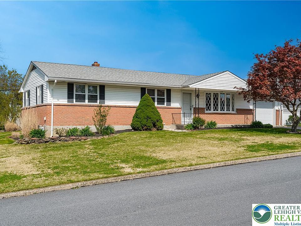 1st image of 2141 Aster Rd