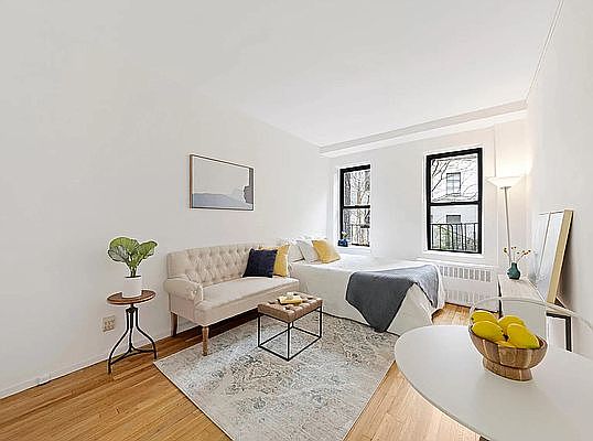 3rd image of 49 Morton St #3A