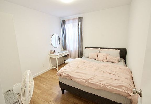 4th image of 47-03 47th St #3