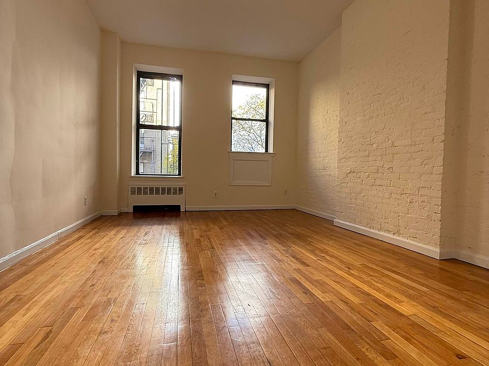 2nd image of 432 E 89th St APT 1B
