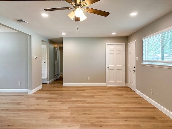 4th image of 701 Tanglewood Dr