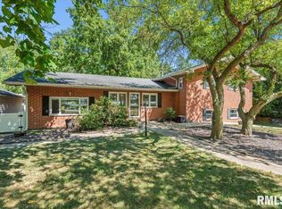 2929 Cider Mill Ln, Springfield, IL 62702