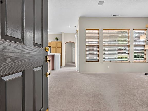 5th image of 1741 NE 65th Ave
