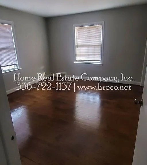 1609 W Northwest Blvd — Photo 9