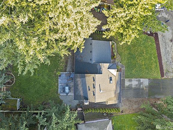3rd image of 21422 SE 292nd Pl