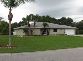 7662 Coronet Dr, Sarasota, FL 34240