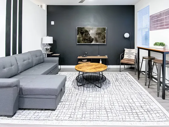 1500 N Henderson Ave, Dallas, TX