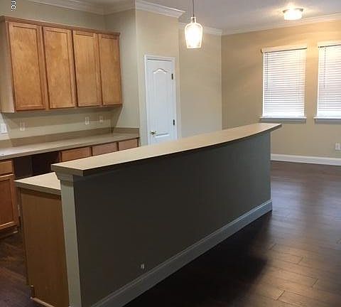5th image of 29 Robinson Dr