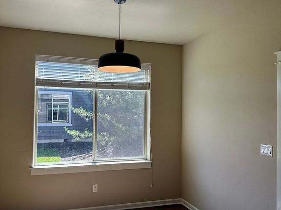 5th image of 3395 SW 28th St