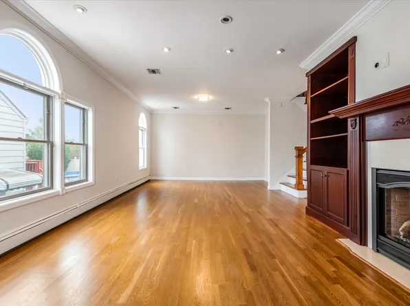 161-40 98th Street image 5 of 36