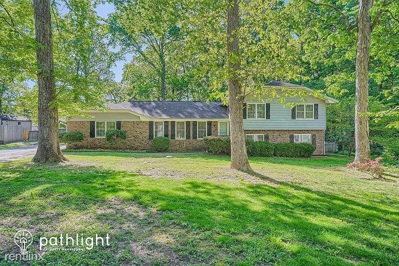 1st image of 1765 Berkshire Ct
