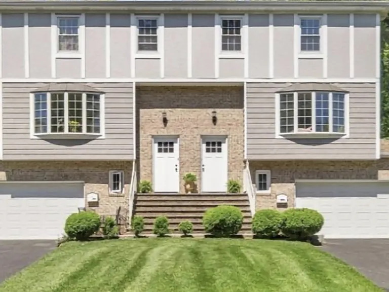 89 Forsythia Ln — Photo 1