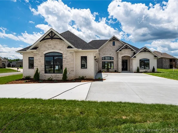 1808 Augusta Boulevard #165, Henryville, IN 47126