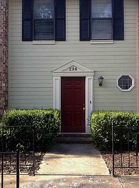 1st image of 296 W Mountain St
