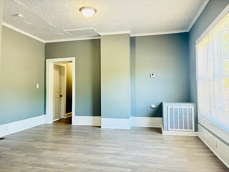 618 Gardner St — Photo 6