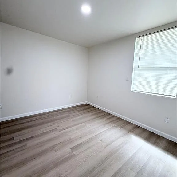 837 S 13th St — Photo 17