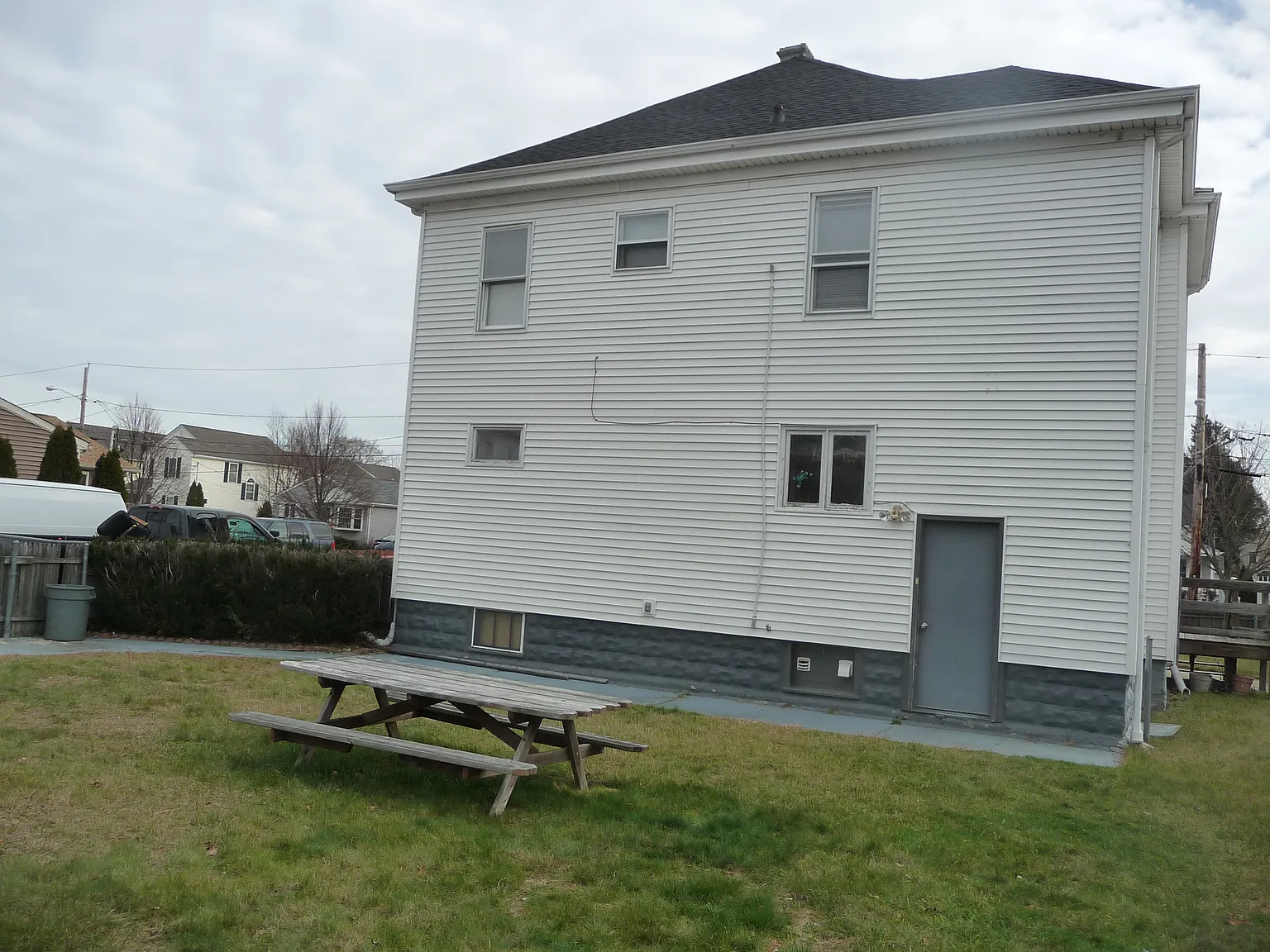 3 bed, 1140 sqft, $1,850 — Photo 2
