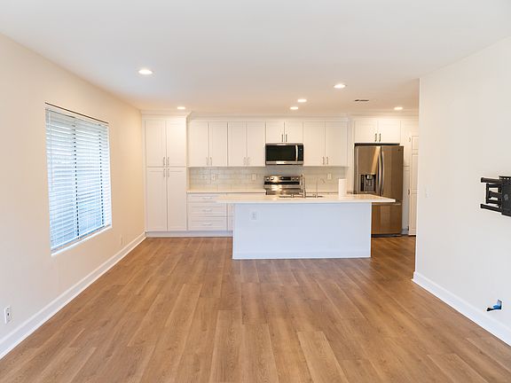 2nd image of 2284 Juniper Rd