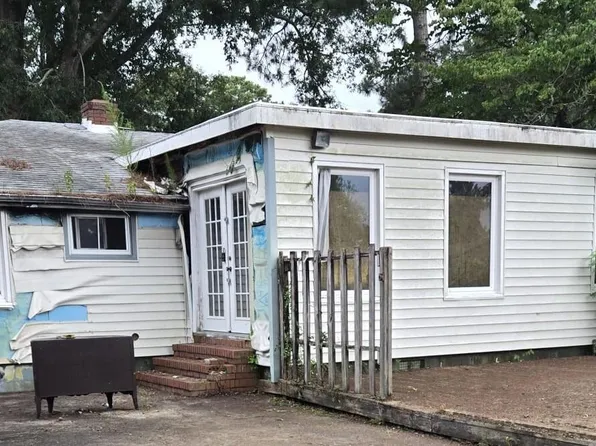 2307 Carey Road, Kinston, NC 28504