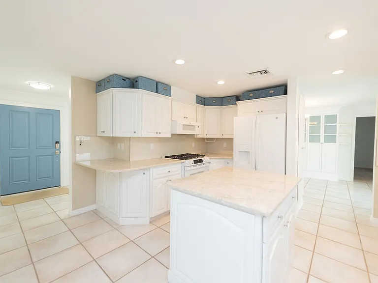 444 Finch Dr — Photo 81