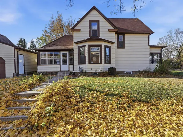 4 Elizabeth St W, Saint Paul, MN 55107