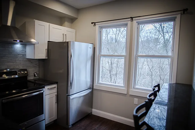 Beautiful 6 Bdrm House near Cornell & Downtown Ithaca — Photo 4