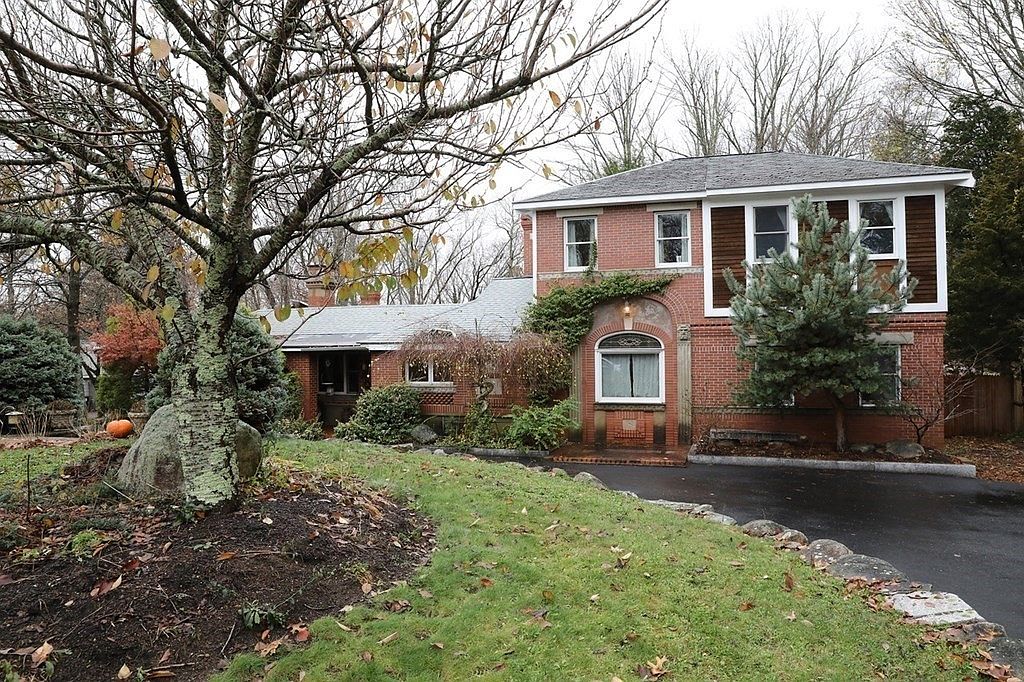 95 Pearl St, Brockton, MA 02301 Zillow