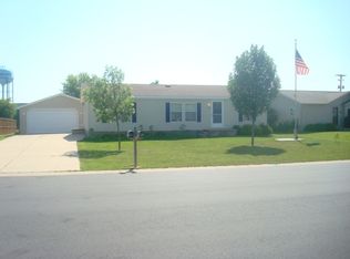 1040 Calypso Dr, Winneconne, WI 54986