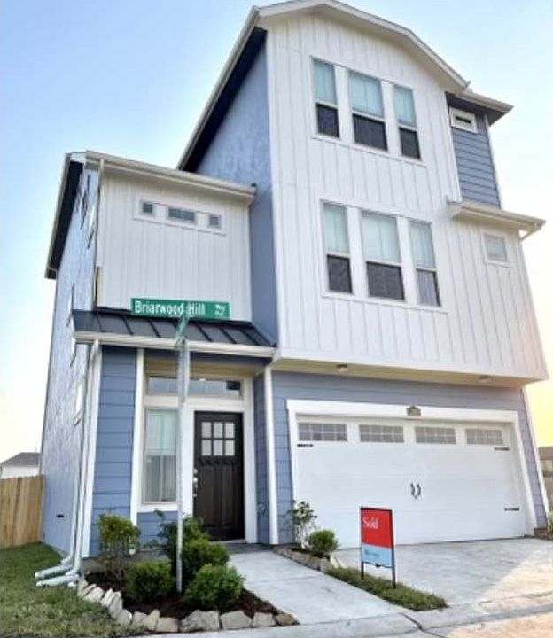 1st image of 11928 Briarwood Hill Way