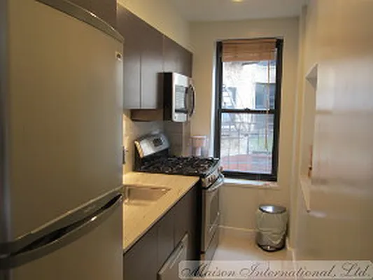 Rented by Maison International | media 12