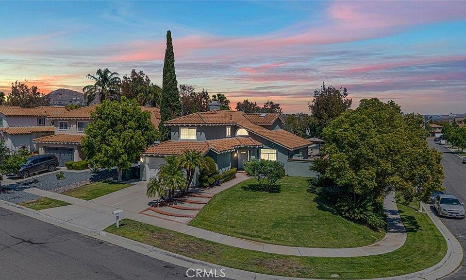 1st image of 711 Lassen Dr