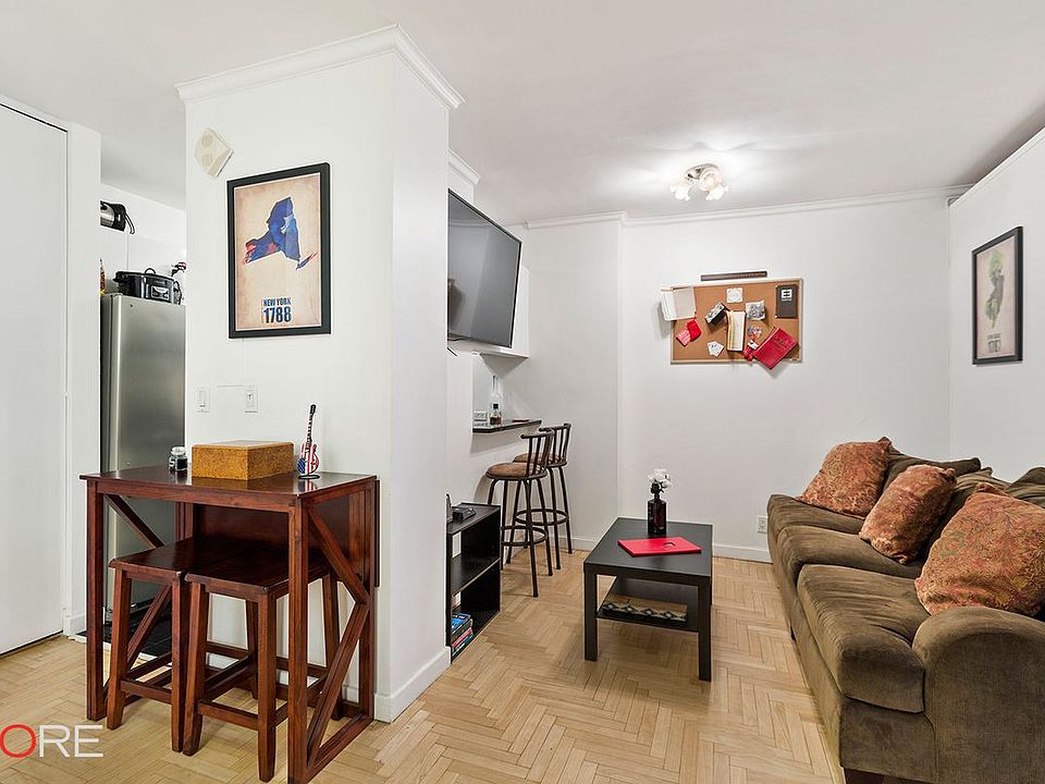 1st image of 300 E 93rd St APT 6A