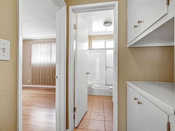 5th image of 03-1234 Wellesley Ave #1