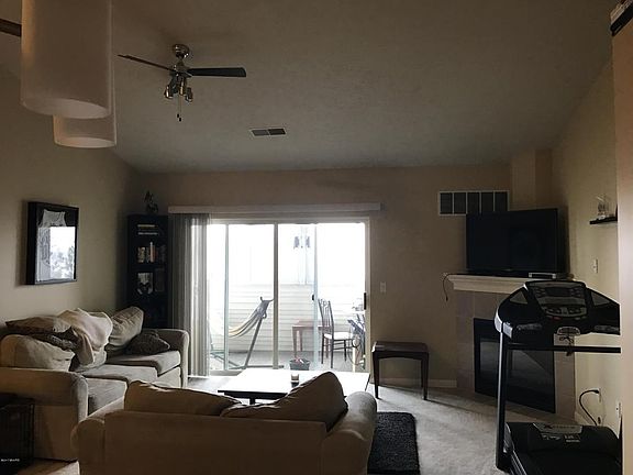 2nd image of 5835 Crosswinds Dr Unit 32