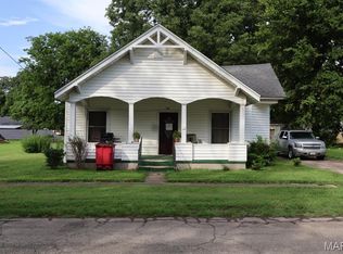 108 Elm St, Oran, MO 63771