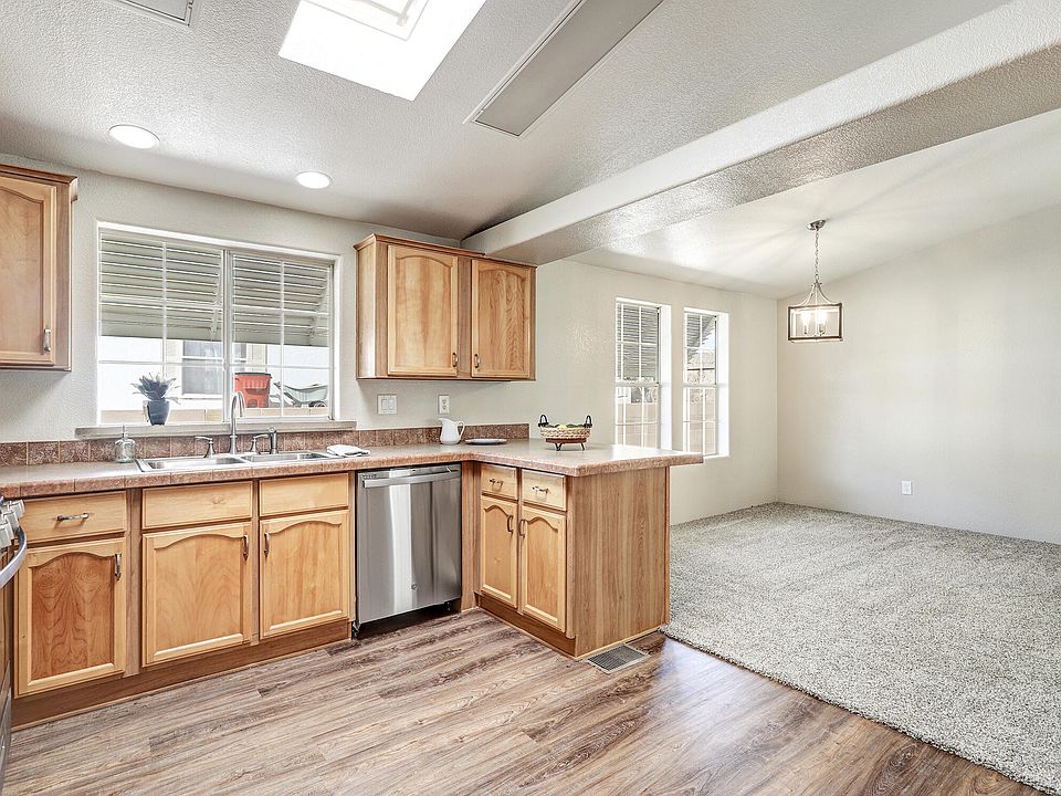 108 Sunrise Bluffs Dr, Belen, NM 87002 Zillow