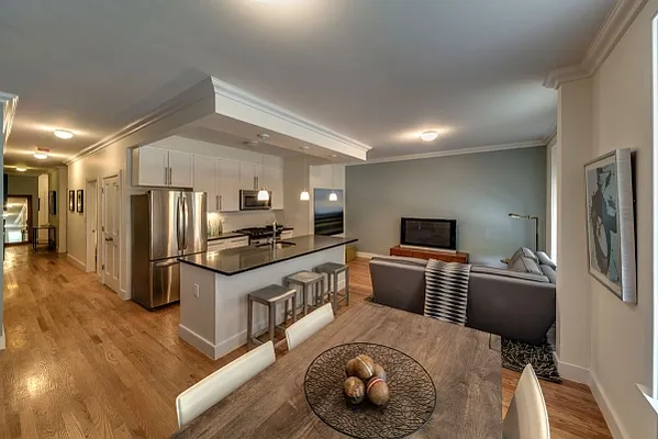 Sold by MNS | media 10