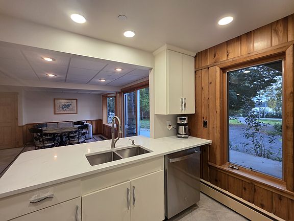 Kitchen to Living space