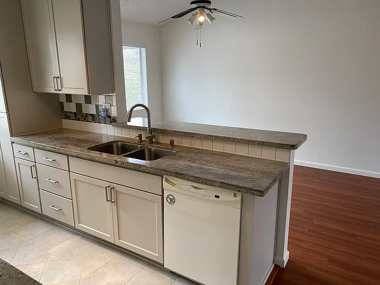 801 Newport Ave #201 — Photo 4