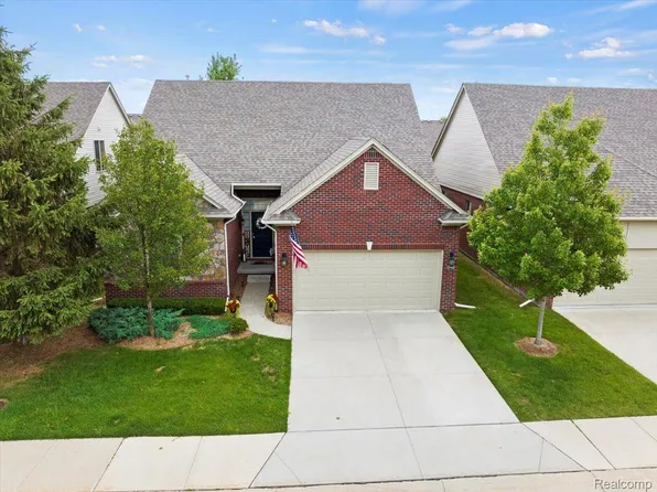 50140 Regent St, Shelby Township, MI 48317