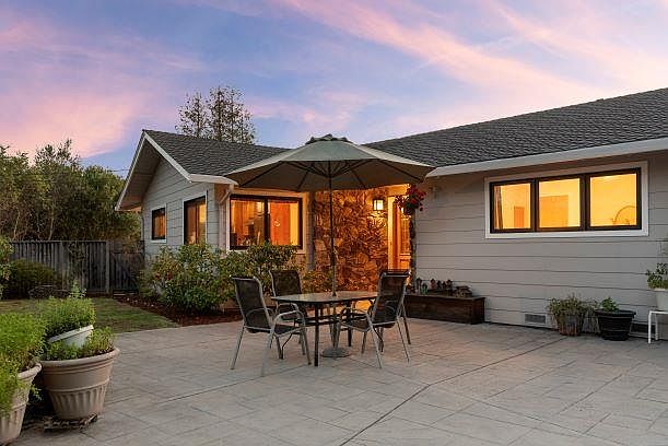 1st image of 14231 Hilltop Way