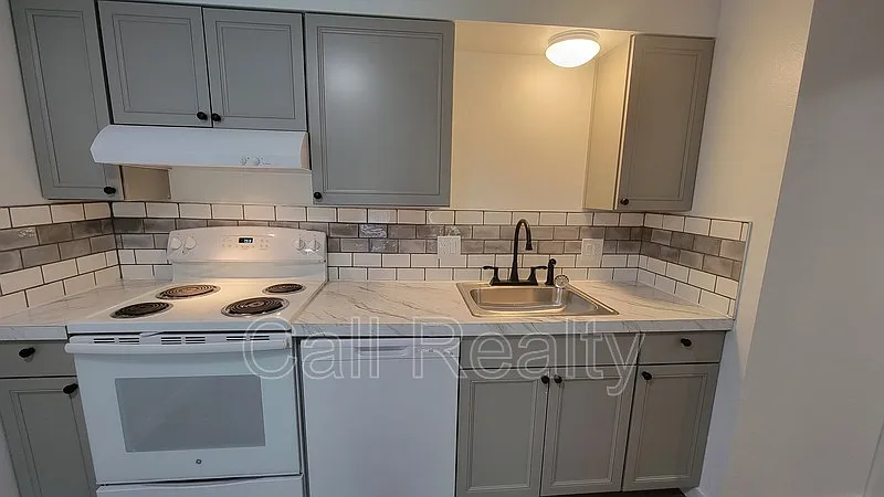 1 bed, 1.0 bath, 600 sqft, $1,125 — Photo 3