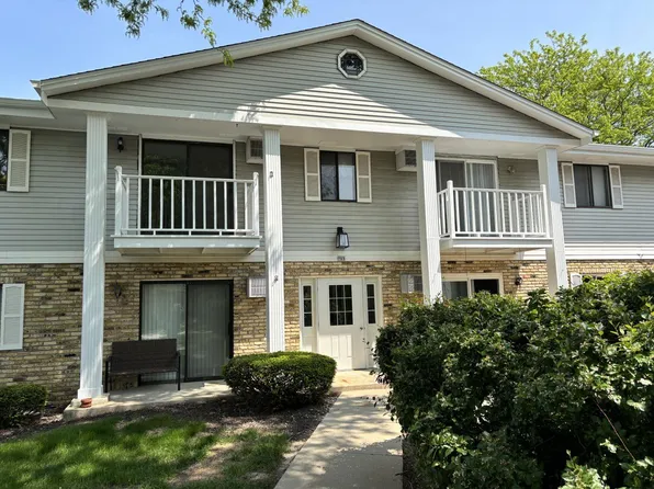 788 South River ROAD #7, West Bend, WI 53095