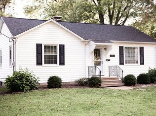 850 N 2nd St, Breese, IL