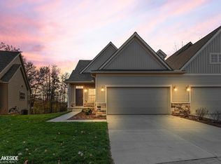 8057 Bridgestone Blvd #3, White Lake, MI