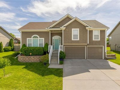 803 Crestridge Dr, Kearney, MO, 64060